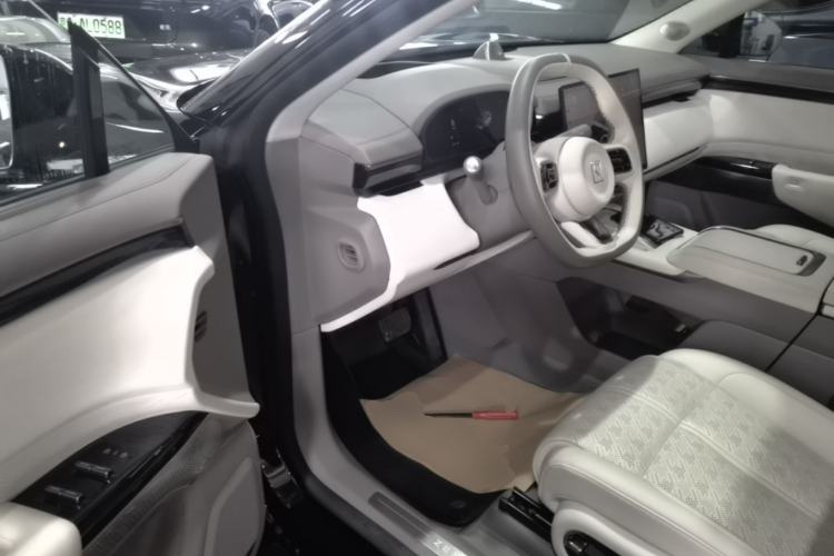 Used Zeekr 7X 2025 100 kWh Long-Range Rear-Wheel Drive with Intelligent Driving Features Driver Seat