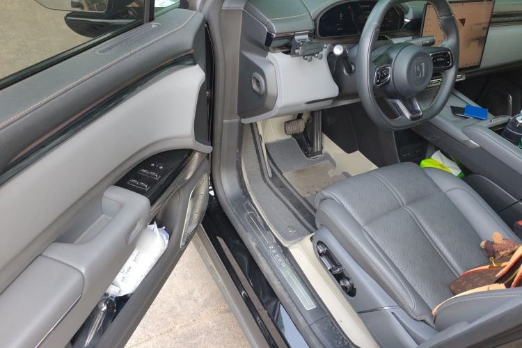 Used Zeekr 7X 2025 75 kWh Rear-Wheel Drive Intelligent Driving Version Driver Seat
