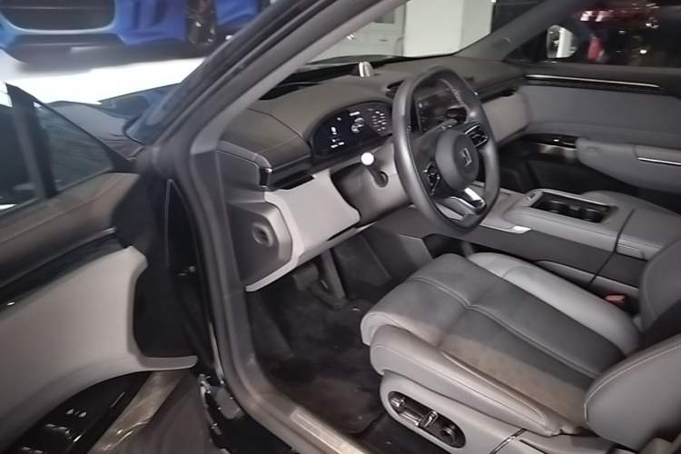 Used Zeekr 7X 2025 100kWh Long-Range All-Wheel Drive Intelligent Driving Version Driver Seat