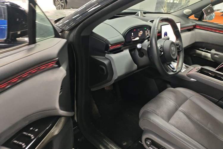 Used Zeekr 7X 2025 75 kWh Rear-Wheel Drive Intelligent Driving Version Driver Seat
