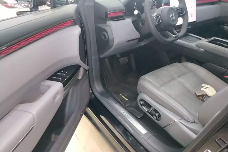 Used Zeekr 7X 2025 75 kWh Rear-Wheel Drive Intelligent Driving Version Driver Seat