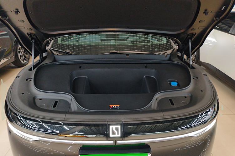 Used Zeekr 7X 2025 100 kWh Long-Range Rear-Wheel Drive with Intelligent Driving Features Engine Bay