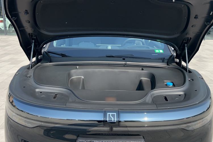 Used Zeekr 7X 2025 100 kWh Long-Range Rear-Wheel Drive with Intelligent Driving Features Engine Bay