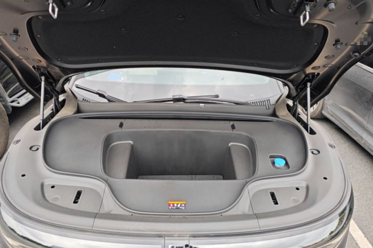 Used Zeekr 7X 2025 75 kWh Rear-Wheel Drive Intelligent Driving Version Engine Bay