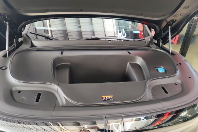 Used Zeekr 7X 2025 100 kWh Long-Range Rear-Wheel Drive with Intelligent Driving Features Engine Bay