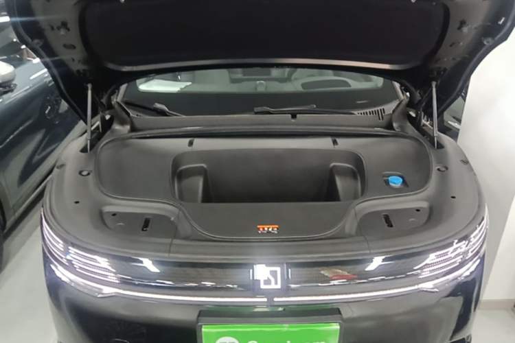 Used Zeekr 7X 2025 75 kWh Rear-Wheel Drive Intelligent Driving Version Engine Bay