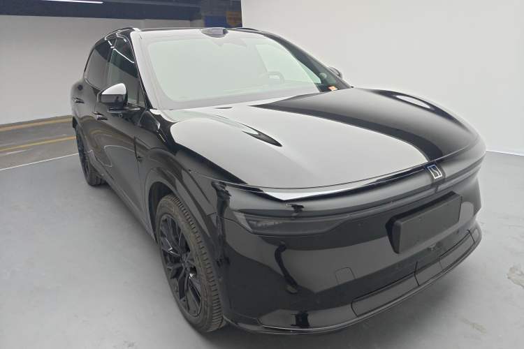 Used Zeekr 7X 2025 100 kWh Long-Range Rear-Wheel Drive with Intelligent Driving Features Exterior 1