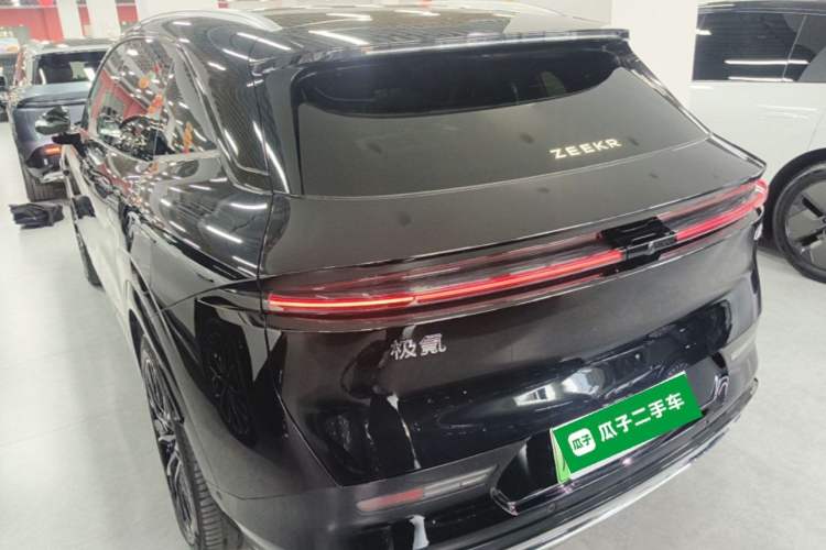 Used Zeekr 7X 2025 75 kWh Rear-Wheel Drive Intelligent Driving Version Exterior 2
