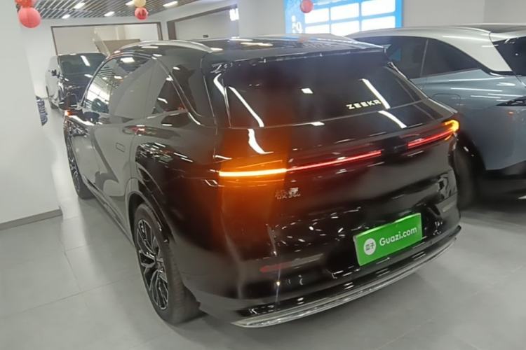 Used Zeekr 7X 2025 75 kWh Rear-Wheel Drive Intelligent Driving Version Exterior 2