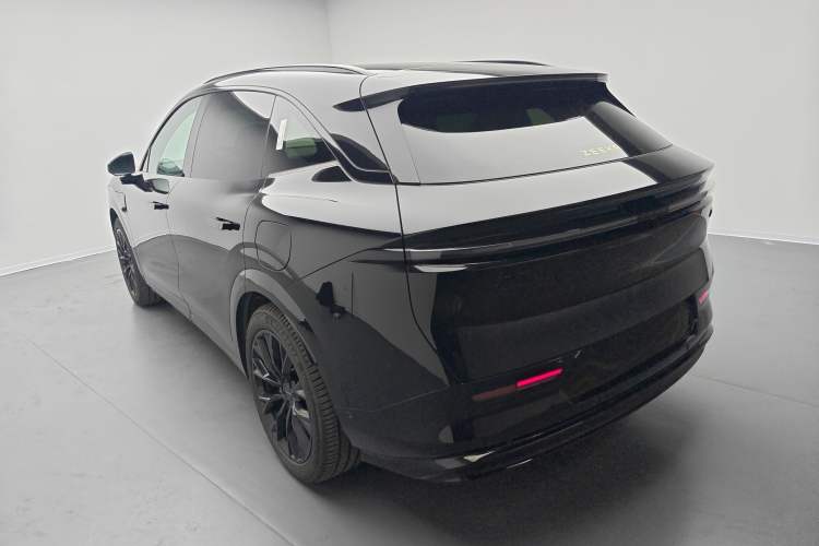Used Zeekr 7X 2025 100 kWh Long-Range Rear-Wheel Drive with Intelligent Driving Features Exterior 2