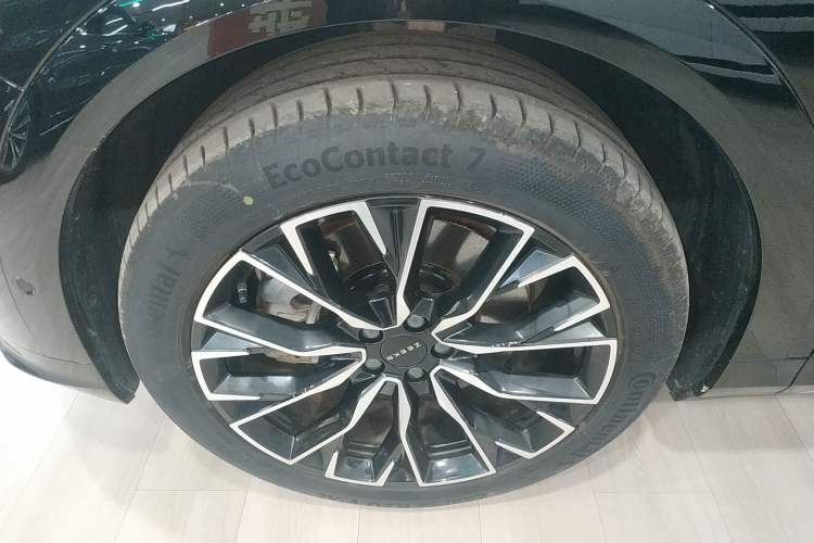 Used Zeekr 7X 2025 75 kWh Rear-Wheel Drive Intelligent Driving Version Exterior 4