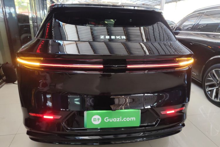 Used Zeekr 7X 2025 100 kWh Long-Range Rear-Wheel Drive with Intelligent Driving Features Exterior 4