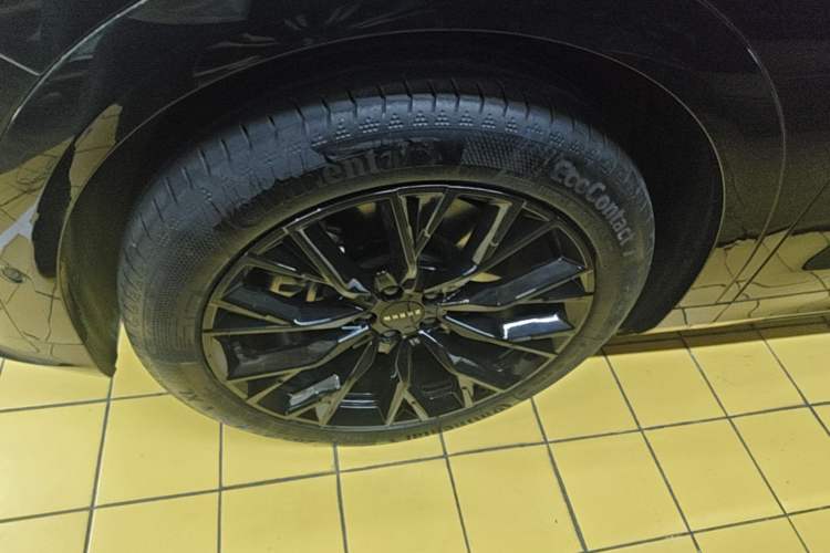 Used Zeekr 7X 2025 100 kWh Long-Range Rear-Wheel Drive with Intelligent Driving Features Exterior 4