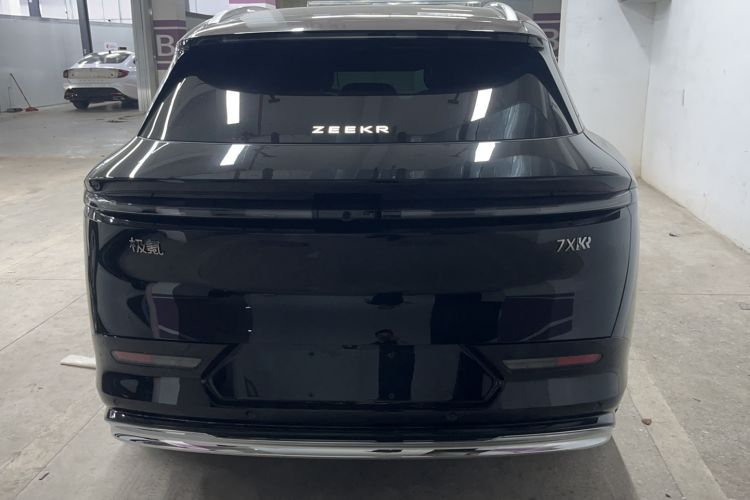 Used Zeekr 7X 2025 100 kWh Long-Range Rear-Wheel Drive with Intelligent Driving Features Exterior 4