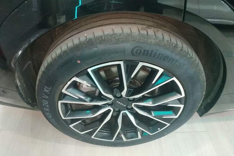 Used Zeekr 7X 2025 75 kWh Rear-Wheel Drive Intelligent Driving Version Exterior 5