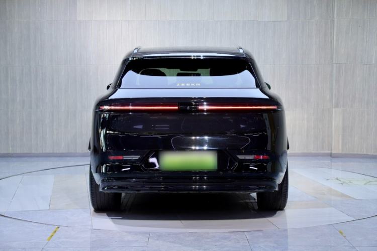 Used Zeekr 7X 2025 100 kWh Long-Range Rear-Wheel Drive with Intelligent Driving Features Exterior 5