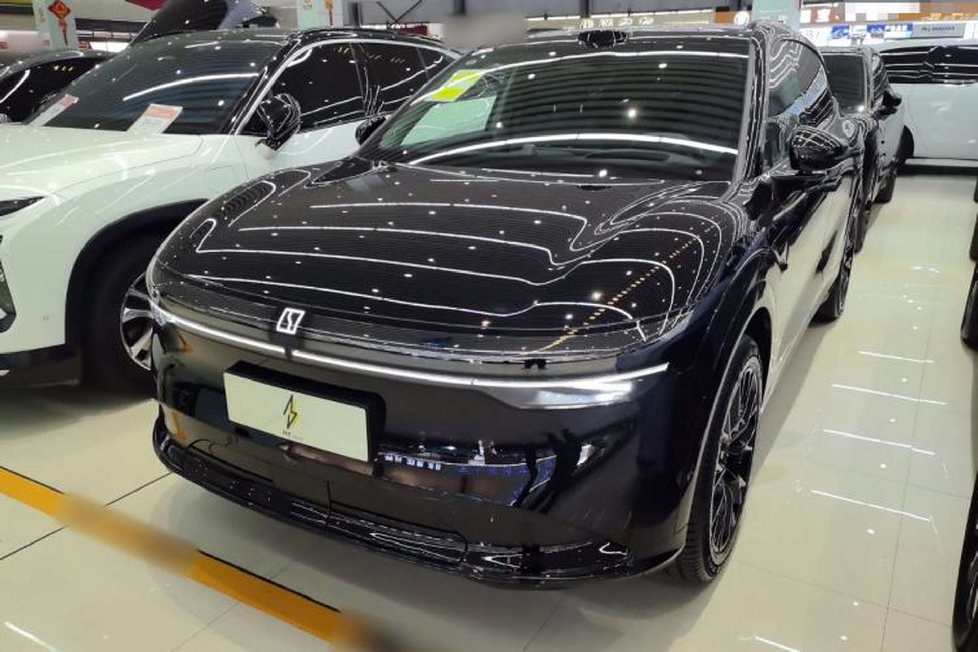 Used Zeekr 7X 2025 100 kWh Long-Range Rear-Wheel Drive with Intelligent Driving Features Front Left 45 Deg