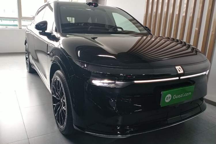 Used Zeekr 7X 2025 75 kWh Rear-Wheel Drive Intelligent Driving Version Front Right 45 Deg