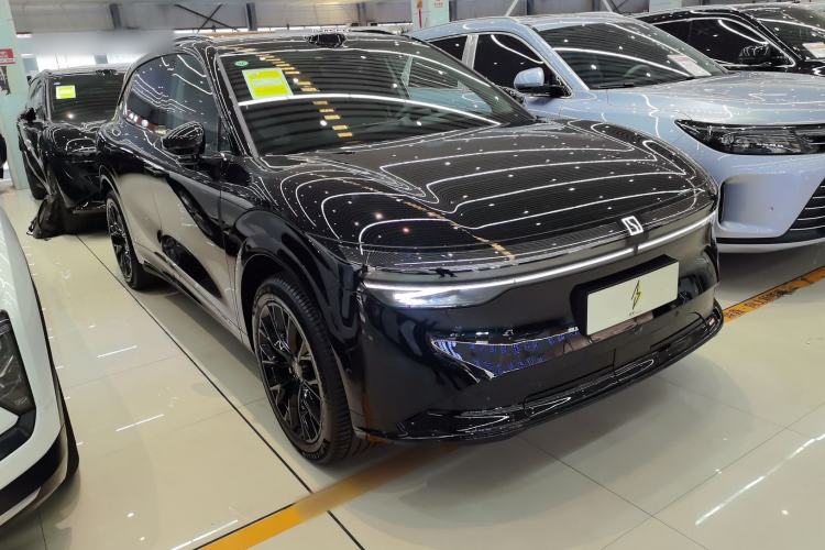 Used Zeekr 7X 2025 100 kWh Long-Range Rear-Wheel Drive with Intelligent Driving Features Front Right 45 Deg