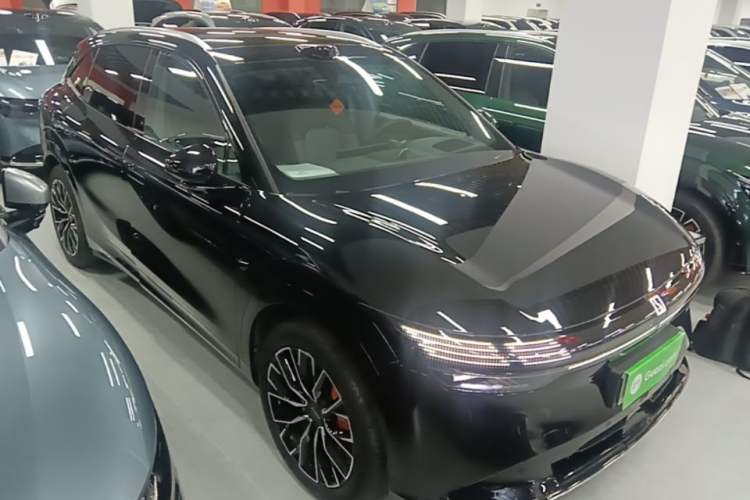 Used Zeekr 7X 2025 75 kWh Rear-Wheel Drive Intelligent Driving Version Front Right 45 Deg