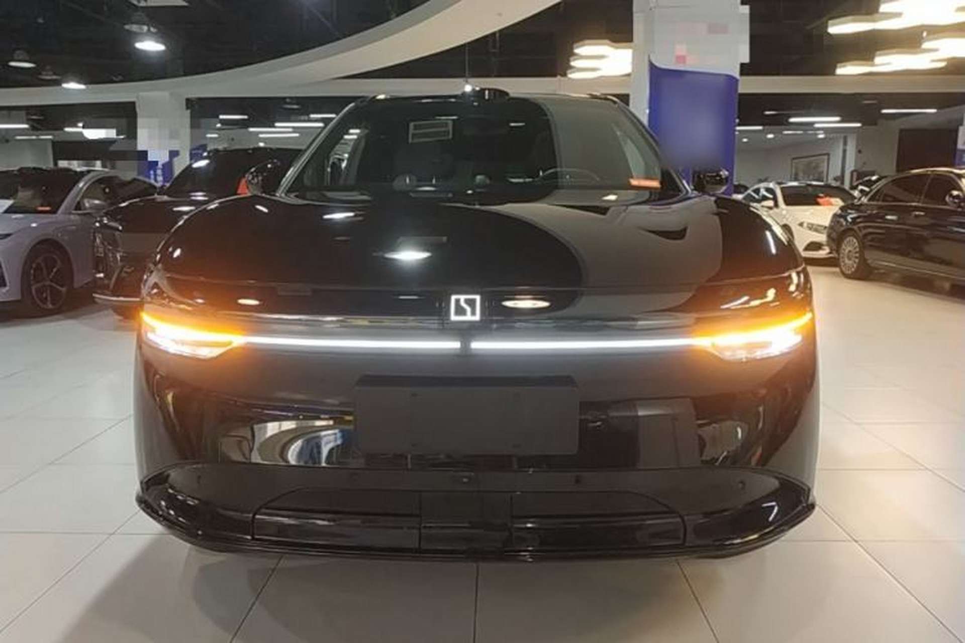Used Zeekr 7X 2025 100 kWh Long-Range Rear-Wheel Drive with Intelligent Driving Features Front