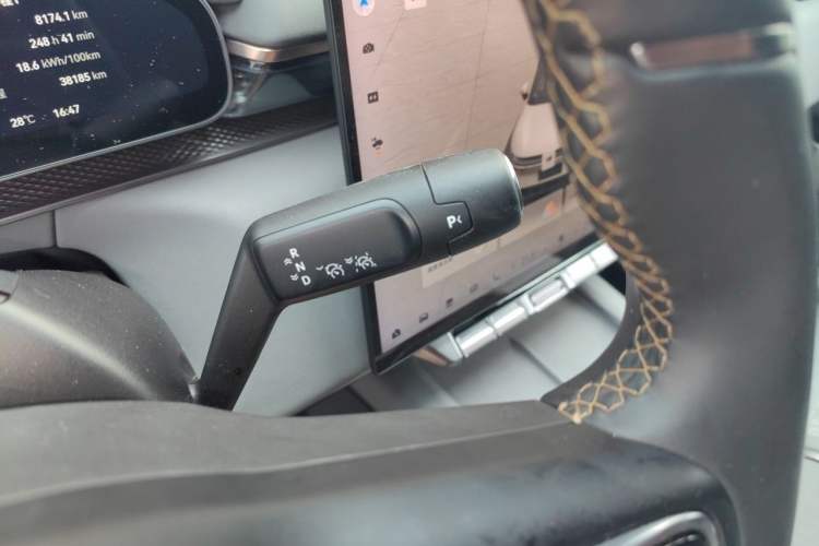 Used Zeekr 7X 2025 75 kWh Rear-Wheel Drive Intelligent Driving Version Gear Lever