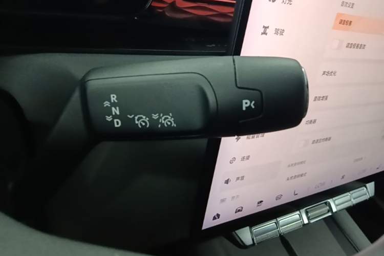 Used Zeekr 7X 2025 75 kWh Rear-Wheel Drive Intelligent Driving Version Gear Lever