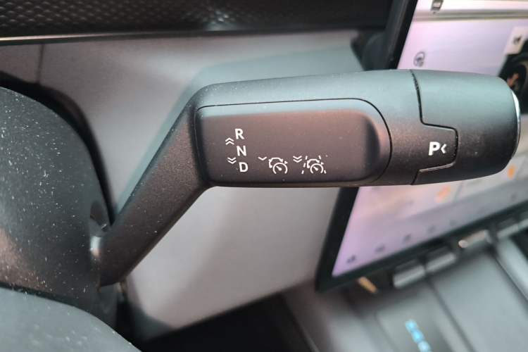 Used Zeekr 7X 2025 75 kWh Rear-Wheel Drive Intelligent Driving Version Gear Lever