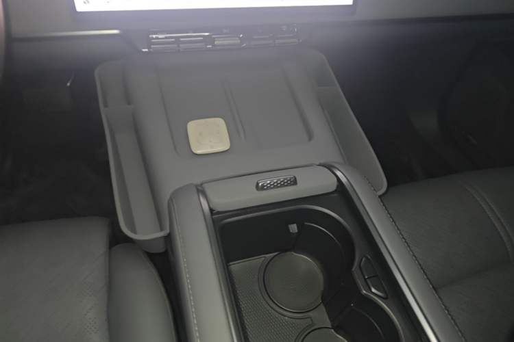 Used Zeekr 7X 2025 75 kWh Rear-Wheel Drive Intelligent Driving Version Gear Lever