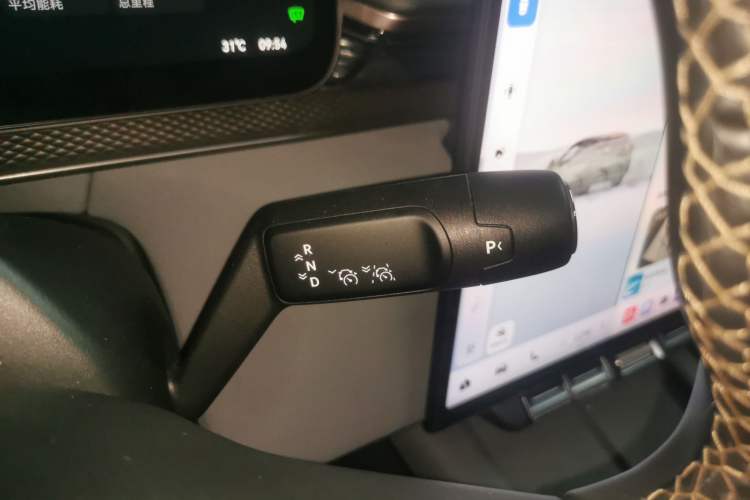 Used Zeekr 7X 2025 75 kWh Rear-Wheel Drive Intelligent Driving Version Gear Lever