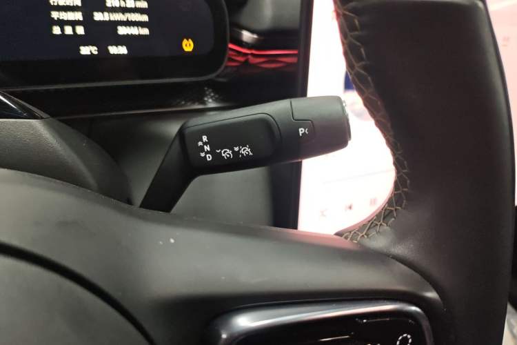 Used Zeekr 7X 2025 75 kWh Rear-Wheel Drive Intelligent Driving Version Gear Lever