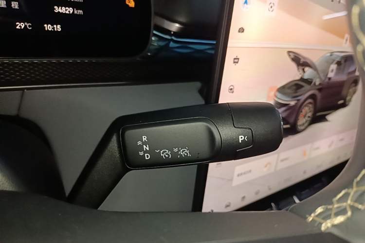 Used Zeekr 7X 2025 75 kWh Rear-Wheel Drive Intelligent Driving Version Gear Lever