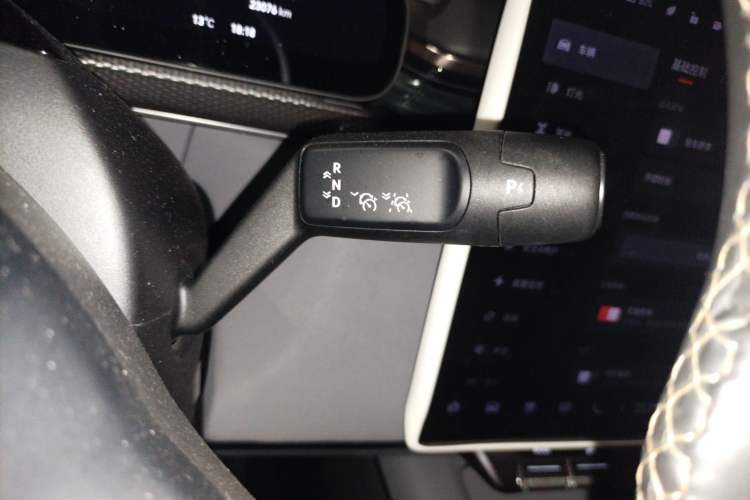 Used Zeekr 7X 2025 75 kWh Rear-Wheel Drive Intelligent Driving Version Gear Lever
