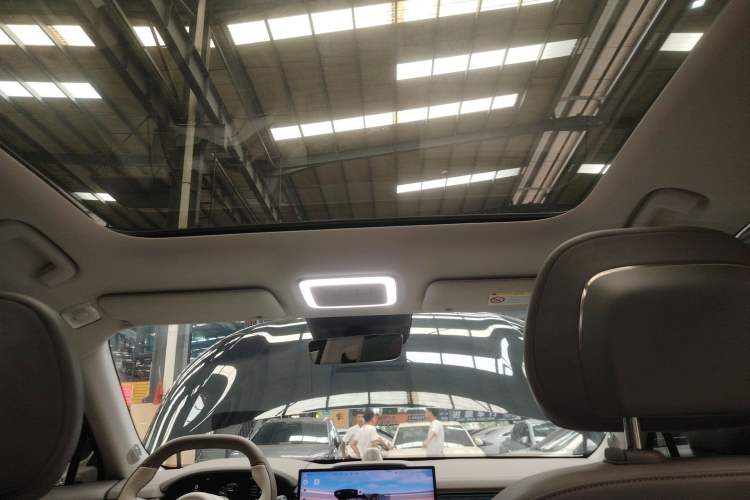 Used Zeekr 7X 2025 75 kWh Rear-Wheel Drive Intelligent Driving Version Headliner