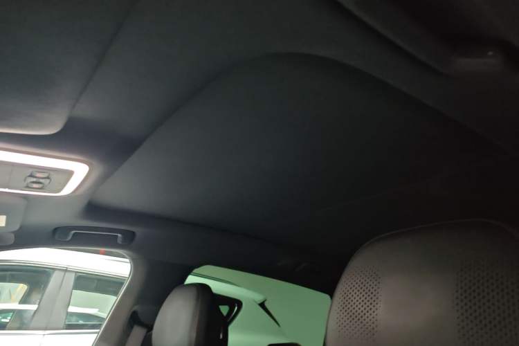 Used Zeekr 7X 2025 75 kWh Rear-Wheel Drive Intelligent Driving Version Headliner