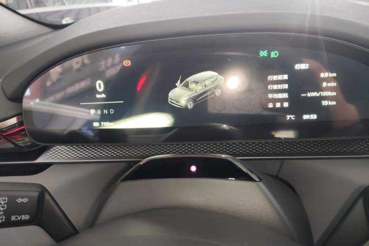Used Zeekr 7X 2025 100 kWh Long-Range Rear-Wheel Drive with Intelligent Driving Features Instrument Cluster
