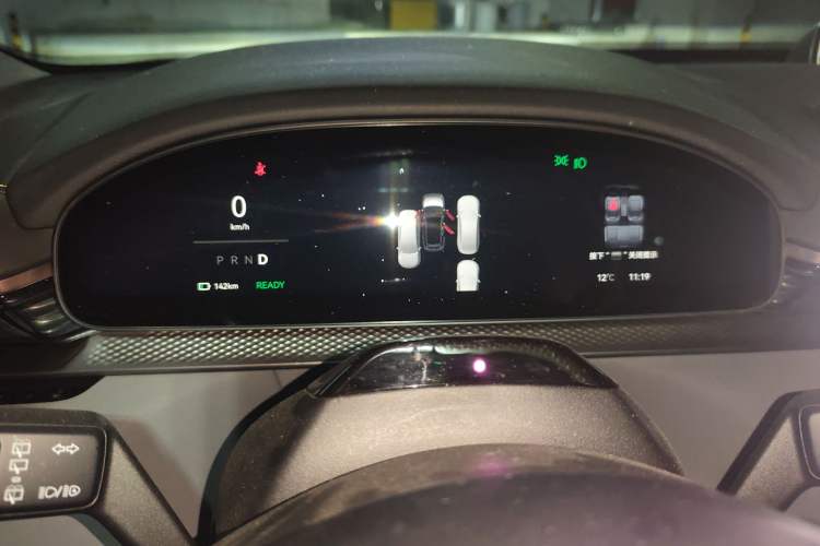 Used Zeekr 7X 2025 75 kWh Rear-Wheel Drive Intelligent Driving Version Instrument Cluster