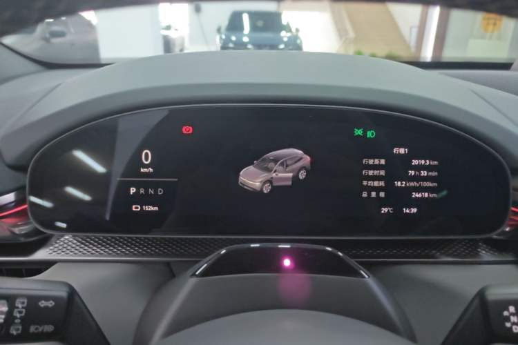 Used Zeekr 7X 2025 100 kWh Long-Range Rear-Wheel Drive with Intelligent Driving Features Instrument Cluster
