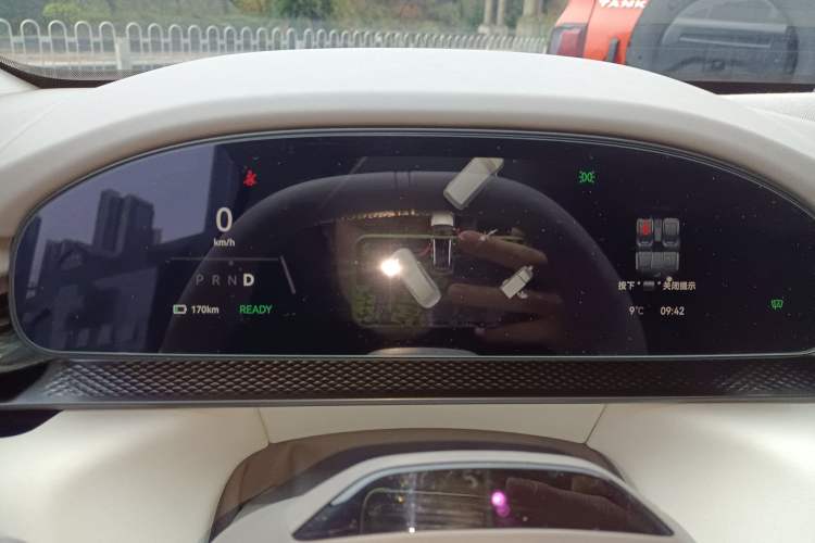 Used Zeekr 7X 2025 75 kWh Rear-Wheel Drive Intelligent Driving Version Instrument Cluster