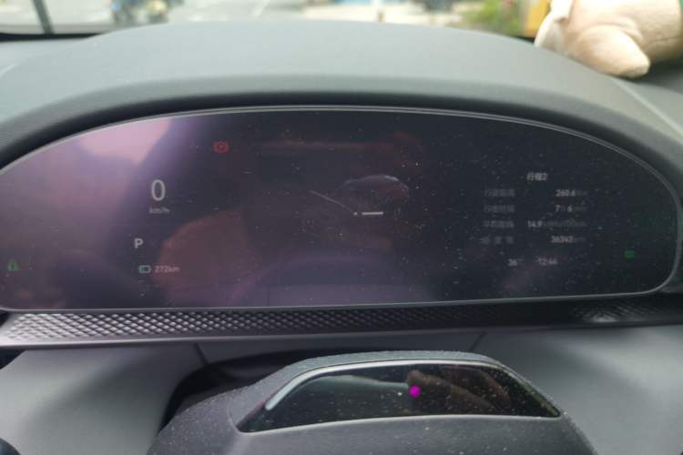 Used Zeekr 7X 2025 100 kWh Long-Range Rear-Wheel Drive with Intelligent Driving Features Instrument Cluster