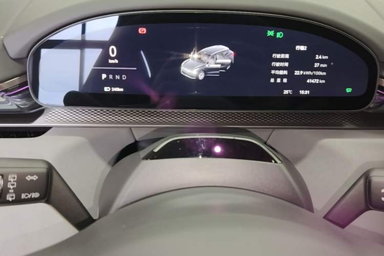 Used Zeekr 7X 2025 75 kWh Rear-Wheel Drive Intelligent Driving Version Instrument Cluster