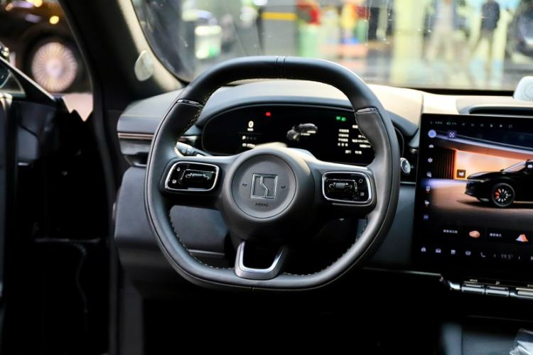 Used Zeekr 7X 2025 100 kWh Long-Range Rear-Wheel Drive with Intelligent Driving Features Interior 2