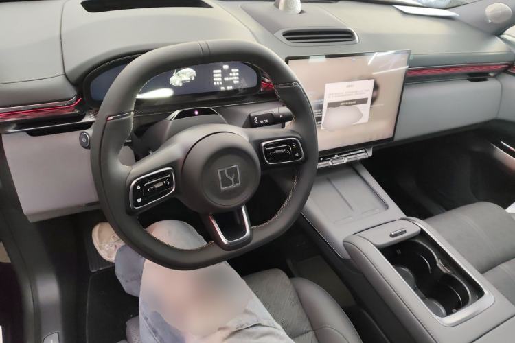Used Zeekr 7X 2025 100 kWh Long-Range Rear-Wheel Drive with Intelligent Driving Features Interior 2