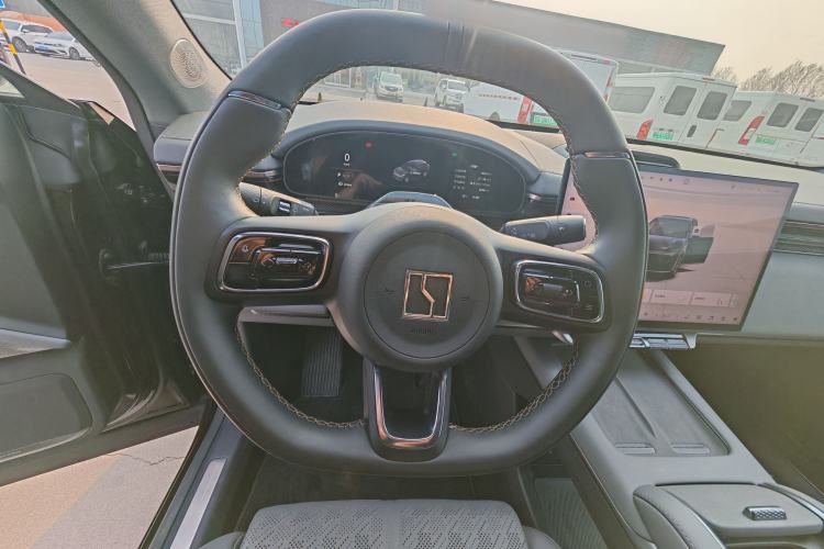 Used Zeekr 7X 2025 100 kWh Long-Range Rear-Wheel Drive with Intelligent Driving Features Interior 3