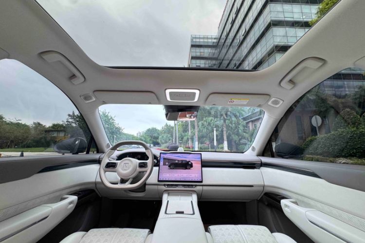 Used Zeekr 7X 2025 75 kWh Rear-Wheel Drive Intelligent Driving Version Interior 5