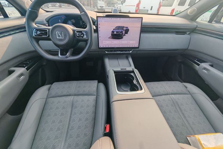 Used Zeekr 7X 2025 100 kWh Long-Range Rear-Wheel Drive with Intelligent Driving Features Interior 6