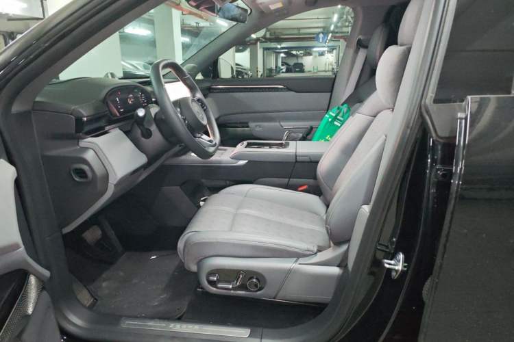 Used Zeekr 7X 2025 75 kWh Rear-Wheel Drive Intelligent Driving Version Left Front Seat