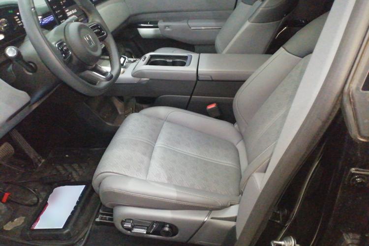 Used Zeekr 7X 2025 100kWh Long-Range All-Wheel Drive Intelligent Driving Version Left Front Seat
