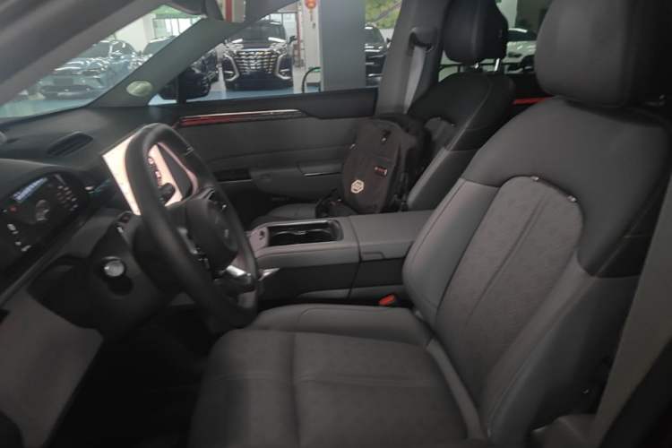 Used Zeekr 7X 2025 75 kWh Rear-Wheel Drive Intelligent Driving Version Left Front Seat