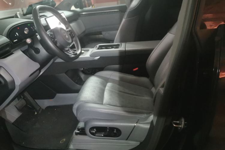 Used Zeekr 7X 2025 75 kWh Rear-Wheel Drive Intelligent Driving Version Left Front Seat